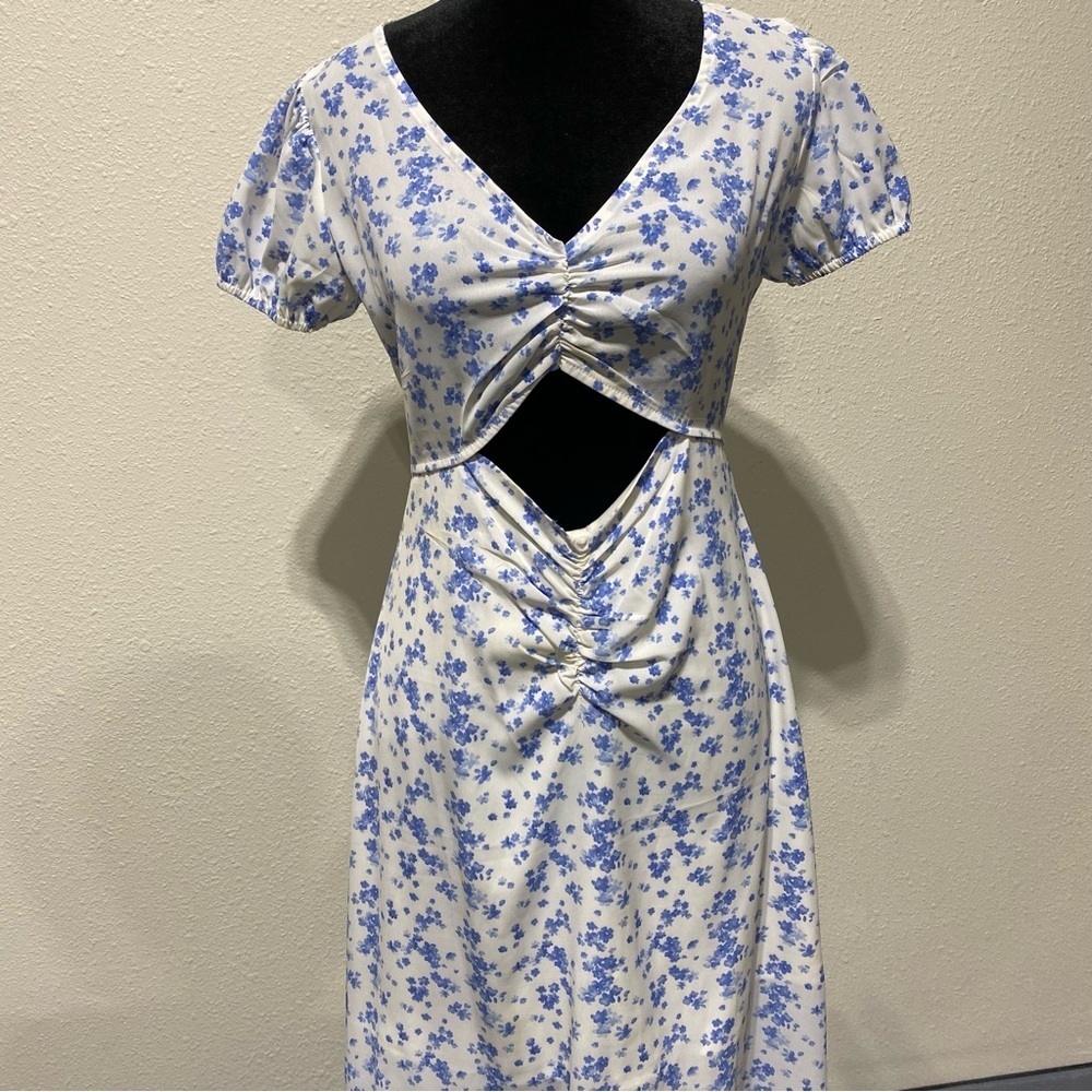 Forever 21 women’s dress bleu and white size S - Picture 3 of 11